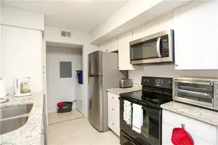 2214 Arbour Walk Cir, Naples, FL 34109 - Photo 6