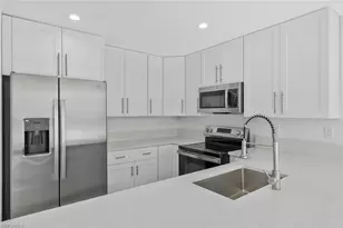 125/127 Holland St, North Fort Myers, FL 33917 - Photo 10