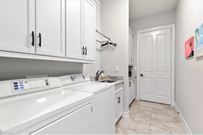 7864 Valencia Ct, Naples, FL 34113 - Photo 24