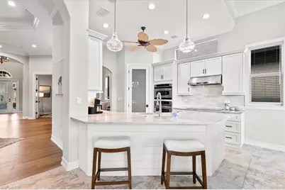 7864 Valencia Ct, Naples, FL 34113 - Photo 14