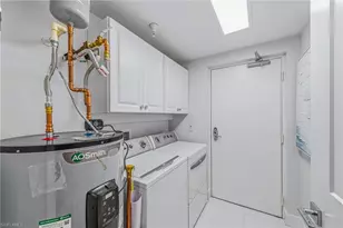 1065 Borghese Ln, Naples, FL 34114 - Photo 26