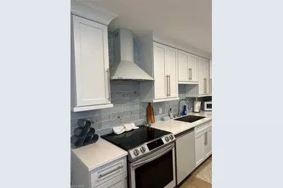 780 10th Ave S #1, Naples, FL 34102 - Photo 8