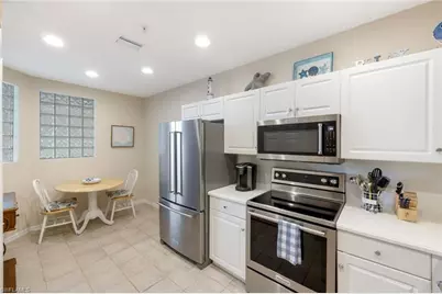 8267 Parkstone Pl #302, Naples, FL 34120 - Photo 8