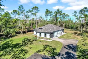 141 20th Ave NW, Naples, FL 34120 - Photo 2