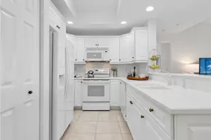 1001 Arbor Lake Dr, Naples, FL 34110 - Photo 10