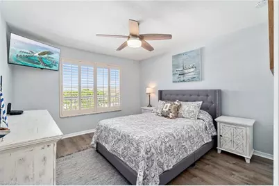 340 Horse Creek Dr #403, Naples, FL 34110 - Photo 12