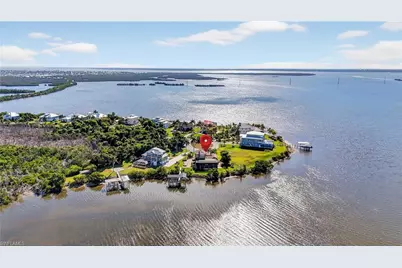 4961 Galt Island Ave, Saint James City, FL 33956 - Photo 2