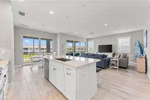 2609 Seychelles Cir, Naples, FL 34112 - Photo 12