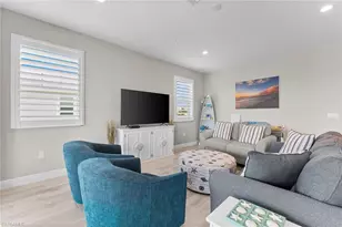 2609 Seychelles Cir, Naples, FL 34112 - Photo 4