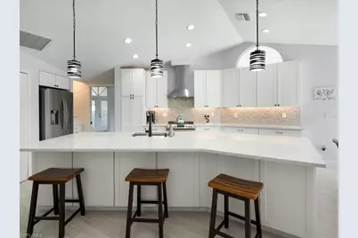 11422 Night Heron Dr, Naples, FL 34119 - Photo 10