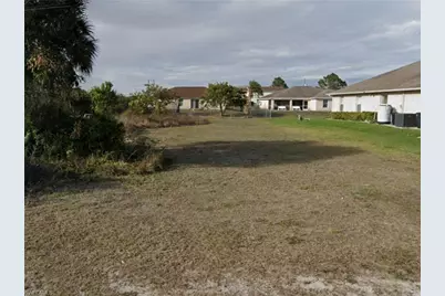 3714 29th St SW, Lehigh Acres, FL 33976 - Photo 2