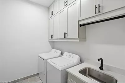 11648 Periwinkle Dr, Naples, FL 34120 - Photo 26