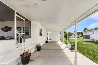 64 Sturbridge Ln, Fort Myers, FL 33908 - Photo 4