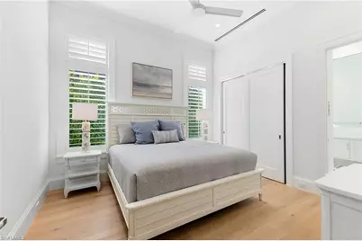 383 Cuddy Ct, Naples, FL 34103 - Photo 12