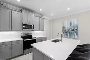 28275 Captiva Shell Loop, Bonita Springs, FL 34135 - Photo 10