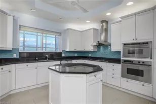 455 Cove Tower Dr, Naples, FL 34110 - Photo 20