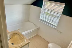 27673 Los Amigos Ln, Bonita Springs, FL 34135 - Photo 22