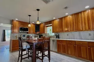 27673 Los Amigos Ln, Bonita Springs, FL 34135 - Photo 8