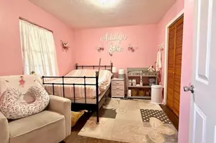 27673 Los Amigos Ln, Bonita Springs, FL 34135 - Photo 12