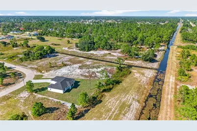 1047 Kirkwood St, Lehigh Acres, FL 33974 - Photo 24