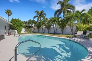 1151 Jardin Dr, Naples, FL 34104 - Photo 28