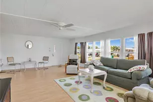 230 Matecumbe Ln, Naples, FL 34114 - Photo 6