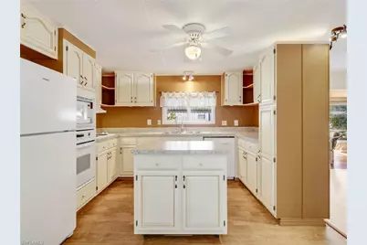 230 Matecumbe Ln #248, Naples, FL 34114 - Photo 8