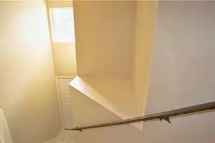 3765 Fieldstone Blvd, Naples, FL 34109 - Photo 6