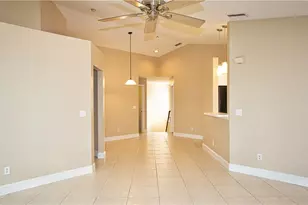 3765 Fieldstone Blvd, Naples, FL 34109 - Photo 20