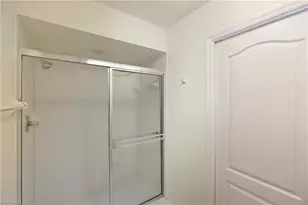 7360 Glenmoor Ln, Naples, FL 34104 - Photo 20