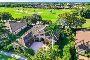 9034 Shenendoah Cir, Naples, FL 34113 - Photo 4