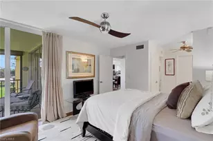 1084 Forest Lakes Dr, Naples, FL 34105 - Photo 16