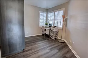 66 Water Oaks Way, Naples, FL 34105 - Photo 22