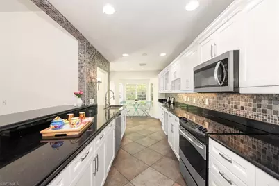 2252 Royal Ln, Naples, FL 34112 - Photo 20