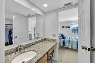 228 Fox Glen Dr, Naples, FL 34104 - Photo 14