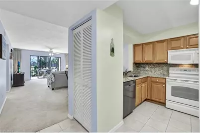 228 Fox Glen Dr #3203, Naples, FL 34104 - Photo 8