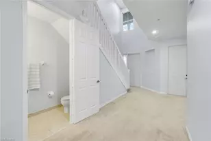 1370 Mariposa Cir, Naples, FL 34105 - Photo 18