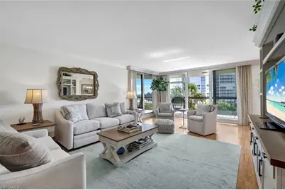 4551 Gulf Shore Blvd N #505, Naples, FL 34103 - Photo 6