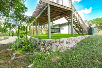 3935 70th Ave NE, Naples, FL 34120 - Photo 10