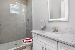 3693 Sapphire Cv Cir, Naples, FL 34114 - Photo 20