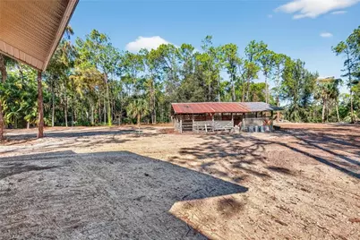 6811 Sandalwood Ln, Naples, FL 34109 - Photo 50