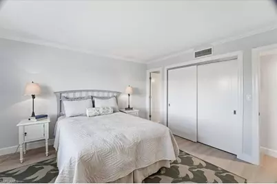 3200 Gulf Shore Blvd N #105, Naples, FL 34103 - Photo 26