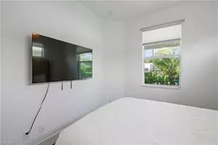 1100 Steeves Ave, Naples, FL 34104 - Photo 14