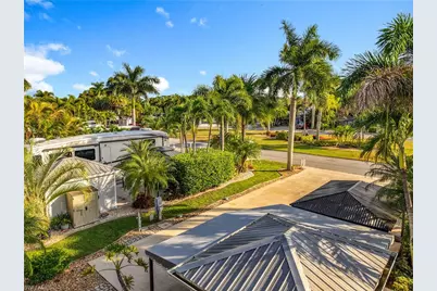 10141 Shadowood Ct, Fort Myers, FL 33905 - Photo 24