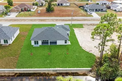 55 Wilmington Pkwy, Cape Coral, FL 33993 - Photo 2