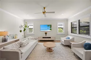 6825 Greenbriar Ct, Naples, FL 34114 - Photo 6