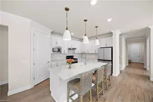 6825 Greenbriar Ct, Naples, FL 34114 - Photo 10