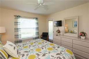 287 Quail Forest Blvd, Naples, FL 34105 - Photo 10