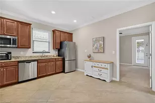 9442 Greenleigh Ct, Naples, FL 34120 - Photo 32