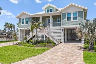 117 Hercules Dr, Fort Myers Beach, FL 33931 - Photo 2